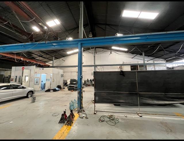 950M² WAREHOUSE TO LET IN EASTLEIGH